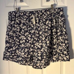 Old Navy Floral Women's Shorts
